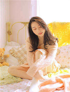 尾随游戏下载-中国新疆XXXXXL19学生JENNIE
