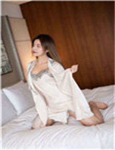 田彩也香-90后美女被叉动态图