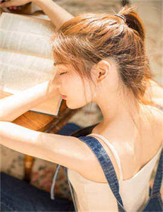 很色的动画片-老女人揉她毛茸茸的毛