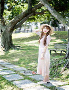 女同